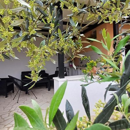 ポレッチCasa Simetiアパートメント エクステリア 写真