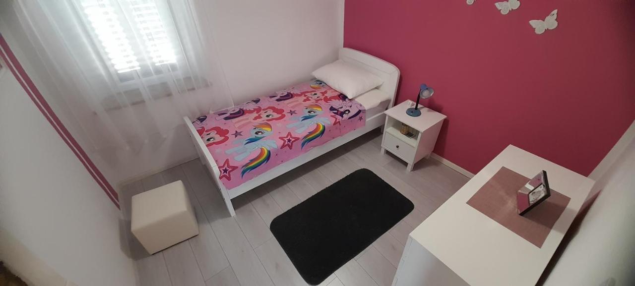ポレッチCasa Simetiアパートメント エクステリア 写真